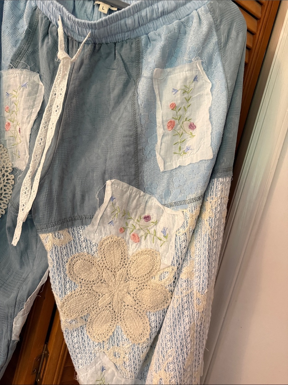 POL Mixed Media Wide Leg Pants Accented with Crochet and Flowers - Picture 6 of 6